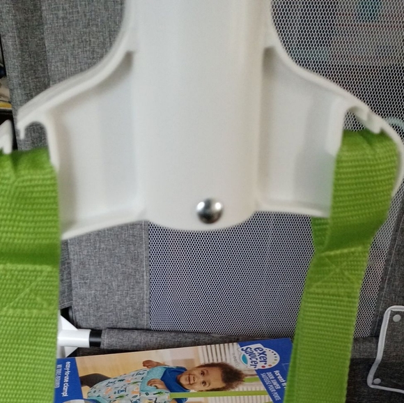 Exersaucer By EvenFlo Baby Door Jumper/Bouncer - Picture 6 of 8